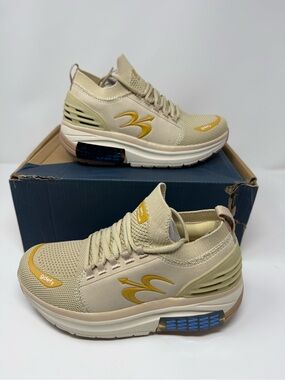 GDEFY Gravity Defyer MATeeM Cross Trainer Sneakers In Beige Gold Women’s Size 6M